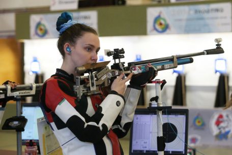 Starke Leistungen mit dem Luftgewehr: die Britin Seonaid McIntosh