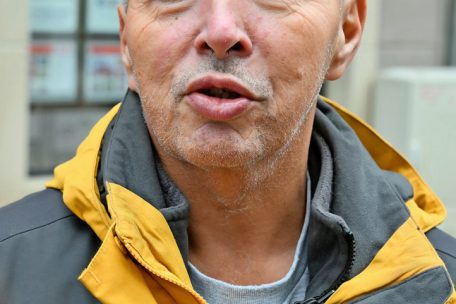 Claude (57) ist ein regelmäßiger Weihnachtsmarktgänger