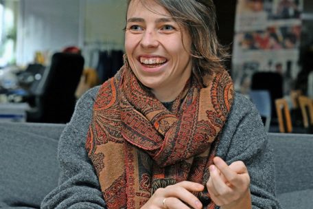 Aline Ouvrard ist Gartenexpertin beim CELL und Mit-Koordinatorin des Projekts „Eisegaart“