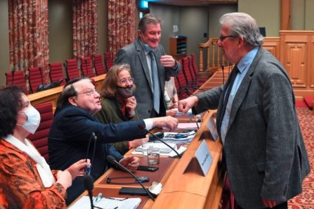 Luc Montagnier am 12. Januar während einer Petitionsdebatte in der Luxemburger Chamber