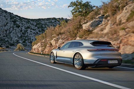 Porsche Taycan Sport Tourismo