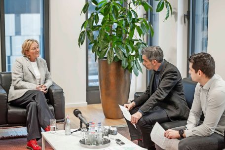 Paulette Lenert im Gespräch mit den Tageblatt-Journalisten Armand Back und Sidney Wiltgen