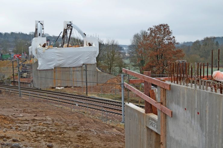 Colmar-Pont / Anfang Februar ist die neue Brücke an ihrem Platz