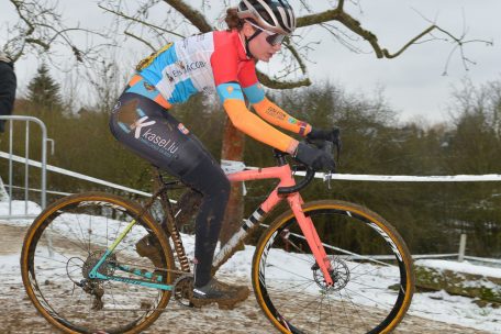 Liv Wenzel gewann eine Woche nach ihrem U23-Landesmeistertitel am Sonntag das Cyclocross-Rennen in Schifflingen