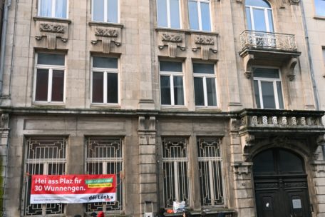 Seit 2017 steht das dem Staat gehörende Gebäude in der Escher Xavier-Brasseur-Straße leer