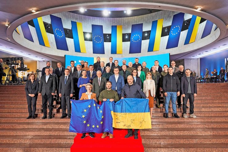 Gipfeltreffen / EU-Spitzen demonstrieren in ukrainischer Hauptstadt Geschlossenheit