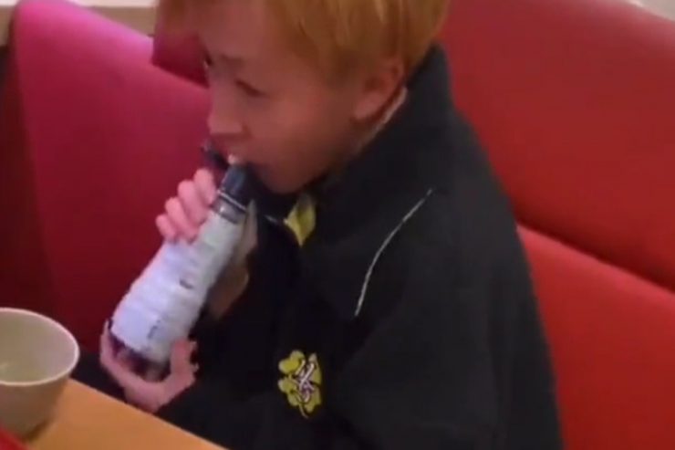 Influencer „SushiTerror“ in Japan für Empörung und