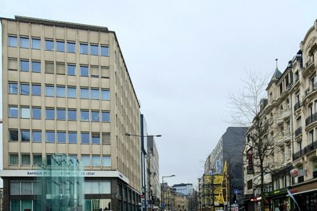 Heute geht es statt ins Hotel Staar zur Bank