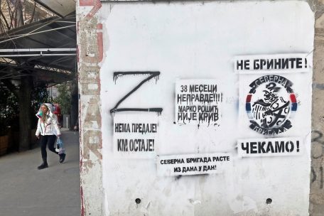 Russisches „Z“ in Kosovos Serbenhochburg Nord-Mitrovica