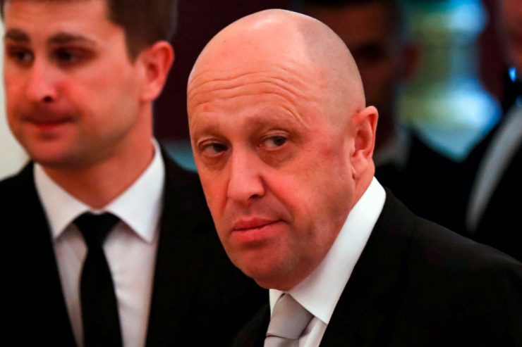 Ukraine-Krieg / Söldner-Chef Prigoschin wirft Generalstabschef der russischen Armee „Hochverrat“ vor