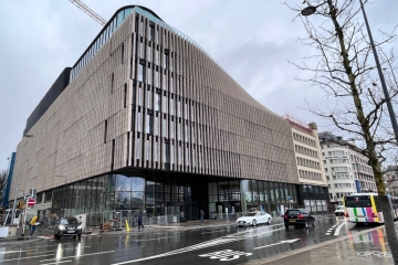 Post-Gruppe / Neues Gebäude „Helix“ am Hauptbahnhof bietet Platz für 800 Mitarbeiter