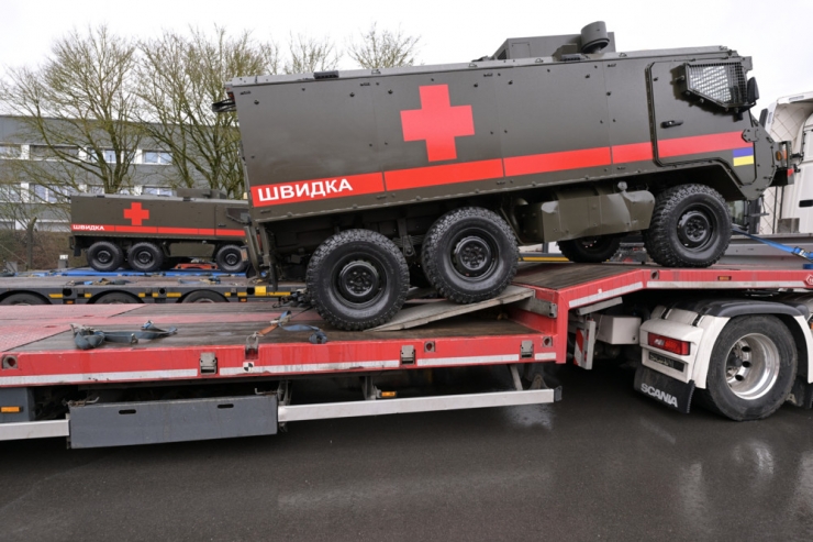 Verteidigungsministerium / Hilfe aus Luxemburg: 14 gepanzerte Krankenwagen für die Ukraine