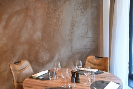 Die Restaurantbesitzer haben das Lokal eigenhändig von Grund auf renoviert