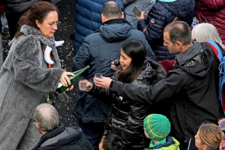 Ein edler Tropfen gehört an der Mosel selbstverständlich dazu