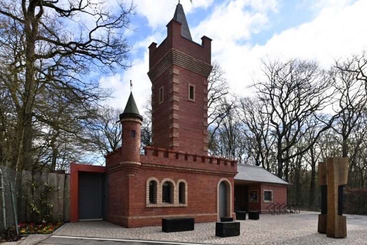 Parc merveilleux Bettemburg / Direkt am Park übernachten, mit einem Fuchs als Nachbarn