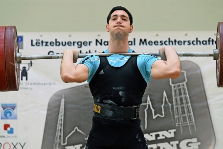 Gewichtheben / Eine Landesmeisterschaft mit Höhen und Tiefen