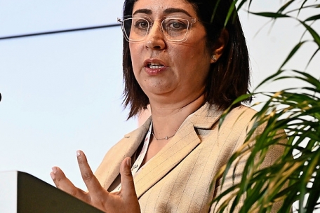 Generaldirektorin Loubna Boutaleb