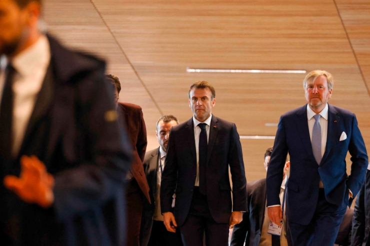 Niederlande / Demonstranten bei Staatsbesuch Macrons in Amsterdam festgenommen