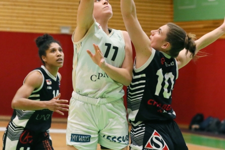 Mit der Einwechslung von Cathrin Wolff startete Hostert im ersten Viertel seine Aufholjagd