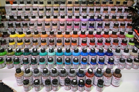 Manche personalisieren ihre Schuhe: zum Beispiel mit speziellen Farben