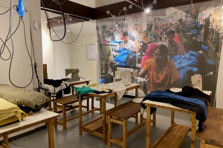 Bangladesch: Näher arbeiten oft unter miserablen Bedingungen für die Textilindustrie, wie der Escape Room in der Tuchfabrik spielerisch aufzeigt. 