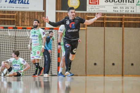 AXA League Herren / Käerjeng patzt, Esch mit einer Hand am Meistertitel