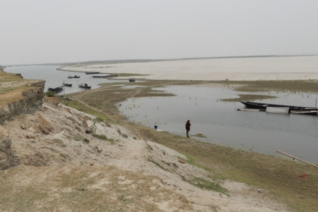 Inseln aus Sand auf dem Fluss Brahmaputra: Die Landschaft verändert sich mit den Fluten
