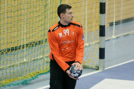 Tomas Van-Zeller hat immer den Blick fürs leere gegnerische Tor. Der Käerjenger Keeper kommt so auf sieben Treffer in der Titelgruppe.