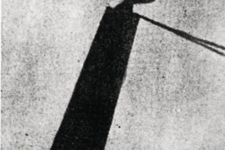 Schlechte Fotoqualität, aber klare Botschaft: Die „Gëlle Fra“ muss sich 1940 dem Nazi-Besatzer beugen
