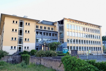 Neues Senioren-Wohnhaus / Aus Roude Fiels wird ein Neie Roude Fiels