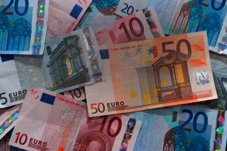 Geld / EU-Kommission legt Gesetzesvorschlag für digitalen Euro vor