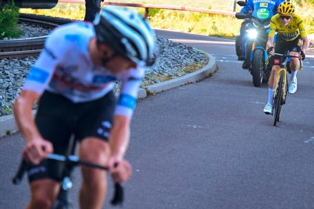 Tour de France / Kirsch jubelt über Pedersen-Sieg, Pogacar hängt Vingegaard wieder ab – das Wochenende im Überblick