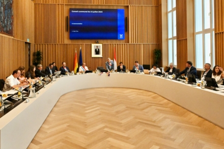 Esch / Erste Sitzung des neuen Gemeinderats: Opposition kritisiert Koalitionsvertrag