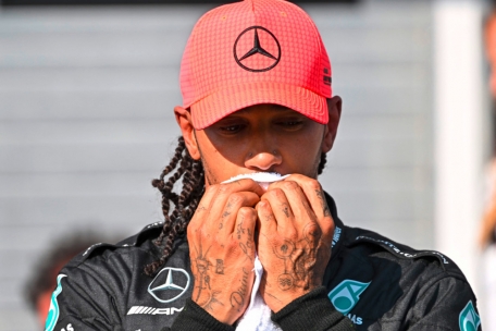 Formel 1 / Hamilton rätselt und rätselt: Kriegt Mercedes seine Diva noch in den Griff?