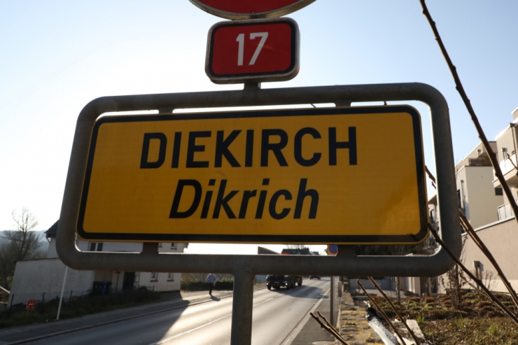 „Nicht mehr wettbewerbsfähig“ / OGBL und LCGB: Astron Buildings will laut Vereinbarung Arbeitsplätze in Luxemburg erhalten