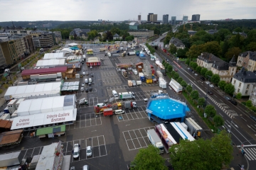 Luxemburg-Stadt / Die Aufbauarbeiten laufen: Noch eine Woche bis zum Beginn der „Fouer“