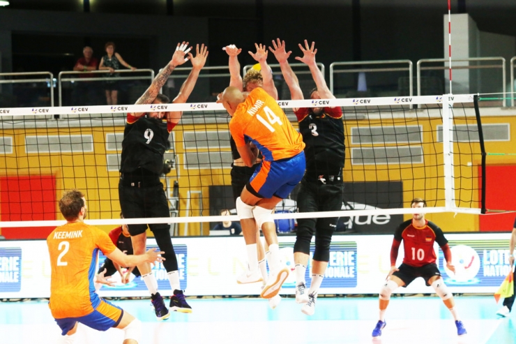 Deutschland vs. Niederlande / Volleyballfest in der Coque: Galamatch zum 60-jährigen Jubiläum der FLVB