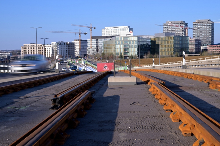 Leserforum / Betonminister François Bausch: zero points