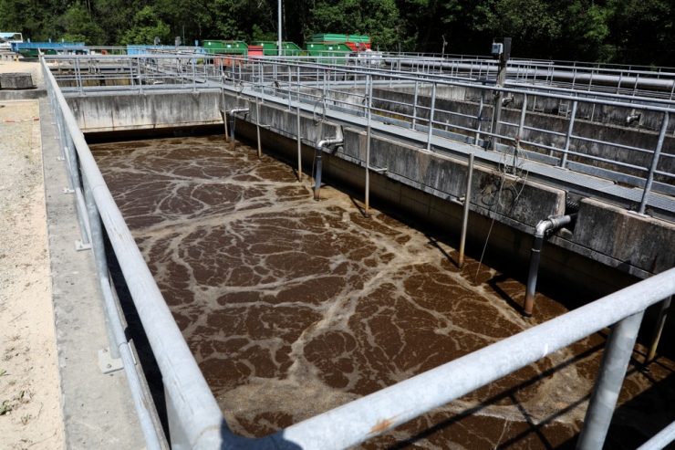 Münsbach / Ausbau von Kläranlage führt zu wochenlanger Verunreinigung der Syr