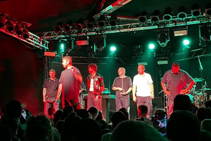 Technikprobleme / Rapper Marteria gibt kürzestes „Konzert“ in der Geschichte des Ateliers: Der Abbruch im Video