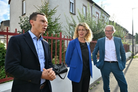 Fenn Faber (l.), Direktor der Klima-Agence, zog am Mittwochabend zusammen mit Umweltministerin Joëlle Welfring und Energieminister Claude Turmes eine erste Zwischenbilanz