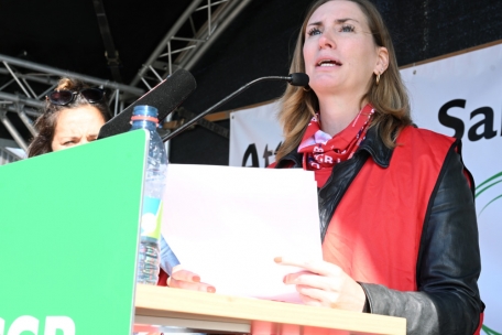 Michelle Cloos vom OGBL hält die Forderungen der Gewerkschaften für gerechtfertigt