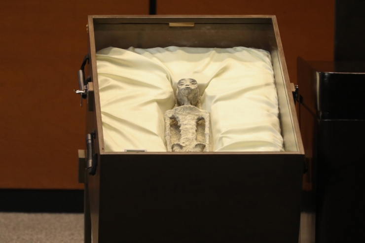 Mexiko / Aliens im Parlament? Ufologe präsentiert umstrittene Beweise