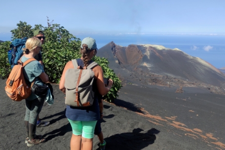 Spanien / Neues Leben nach dem Vulkanausbruch: Besuch im Sperrgebiet auf der Ferieninsel La Palma