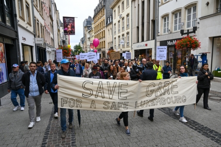 Sicherheit / „Flemm“ im Garer Quartier: Protestaktion zieht 500 Teilnehmer an