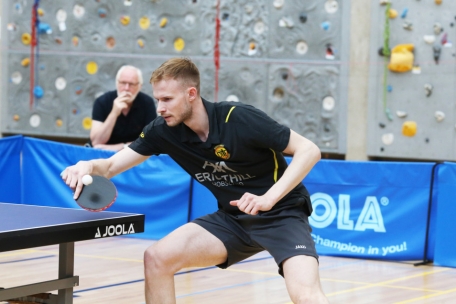 Tischtennis / Hostert/Folschette gewinnt das Spitzenspiel des 1. Spieltags