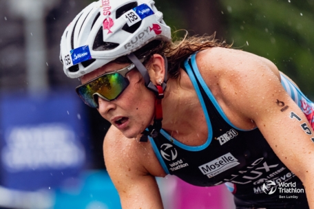 WM / Jeanne Lehair befindet sich unter den zehn besten Triathletinnen der Welt