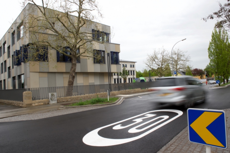 Verkehrsberuhigung / Die Gemeinde Sanem bewegt sich im Schritttempo in Richtung Tempo-30-Zonen
