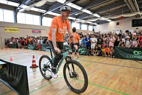 Der aktuelle Sportminister Georges Engel und die LSAP haben in ihrem Programm viel Wert auf Sport gelegt