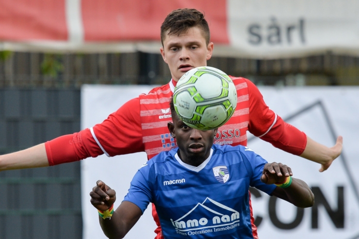 Fußball-Pokal / Die Topstürmer der ersten Division lauern